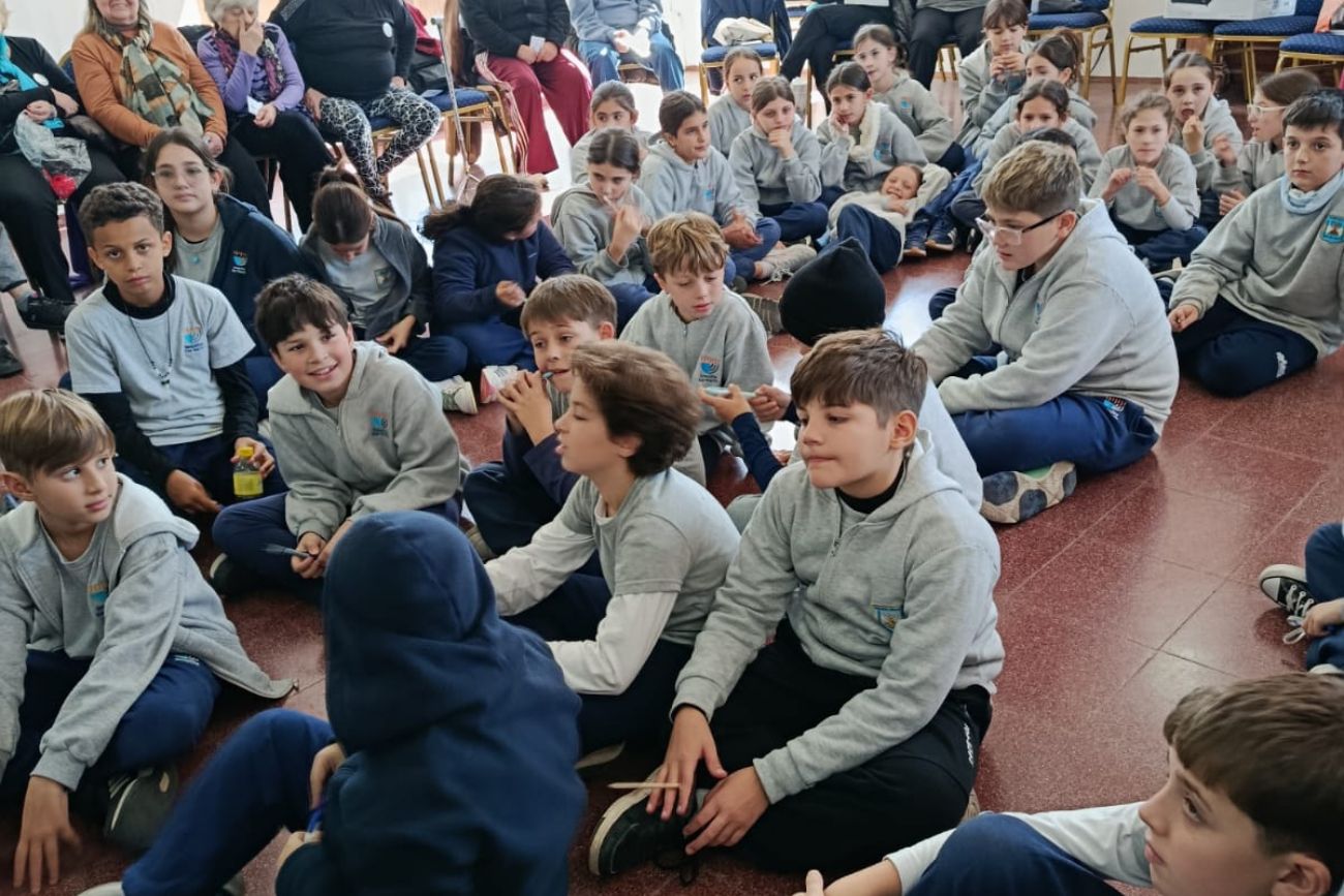 5to grado compartió una jornada con el grupo Golda. (CUI).