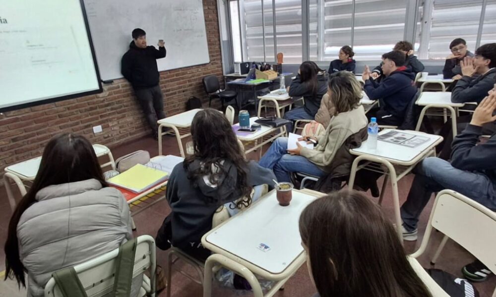 Los estudiantes asistieron a la charla sobre Tienda Ballerina. (CUI).