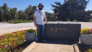 Abraham viajó a Israel y participó de numerosas actividades. (CUI).