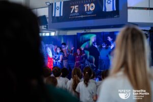 Obra de teatro Vikings en el Colegio Israelita. (Marco Koifman - CUI).