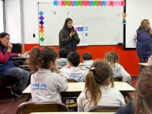 Se firmaron los acuerdos de convivencia en el Primario. (Marco Koifman - CUI).