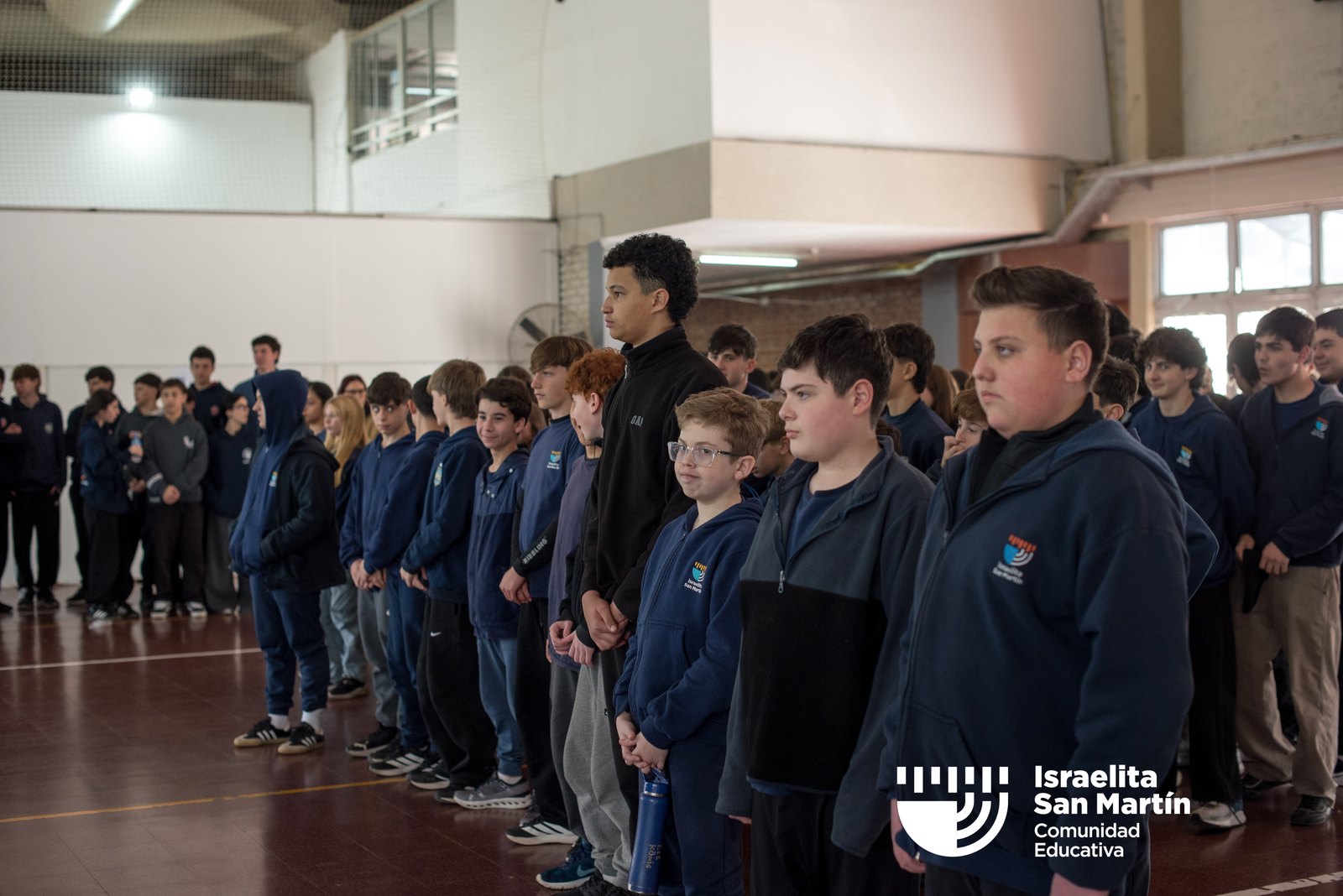 Los estudiantes rindieron homenaje a San Martín. (Marco Koifman - CUI).