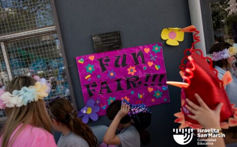 Una tarde de inglés, juegos, sorpresas y terror para celebrar el Día del Estudiante. (Marco Koifman - CUI).