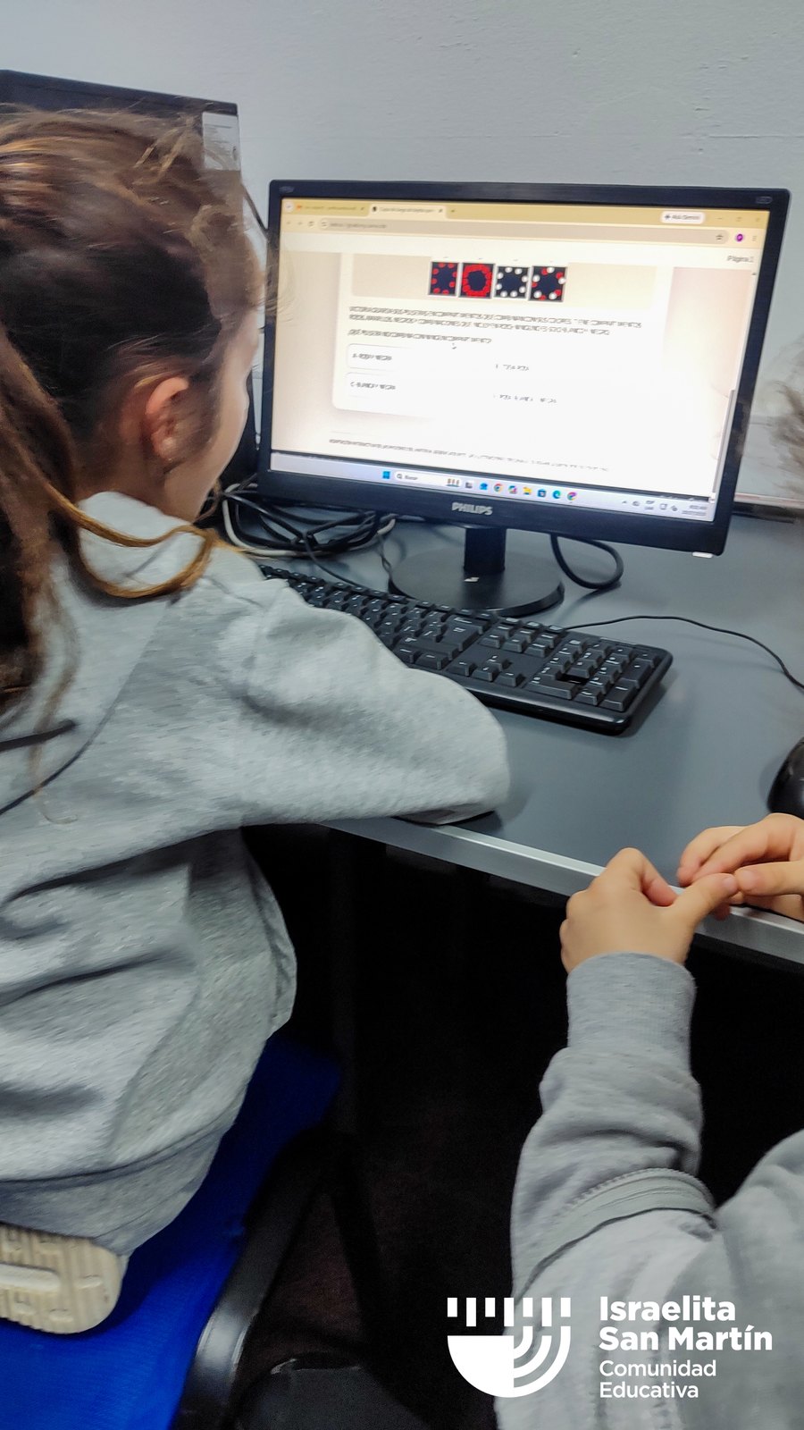 1º grado participó del Desafío Bebras: avanzar en el pensamiento computacional. (Marco Koifman - CUI).